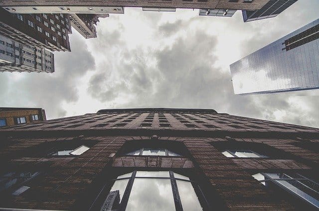 Unde poate avea sediul social un SRL